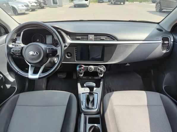 Kia Rio IV Рестайлинг с пробегом 2020 года, цена 1 510 000 рублей, 74044 км, седан, Автокод Объявления
