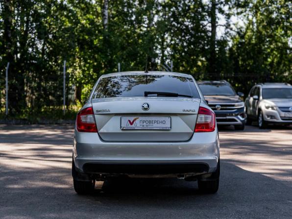 Skoda Rapid I с пробегом 2016 года, цена 825 000 рублей, 159804 км, лифтбек, Автокод Объявления