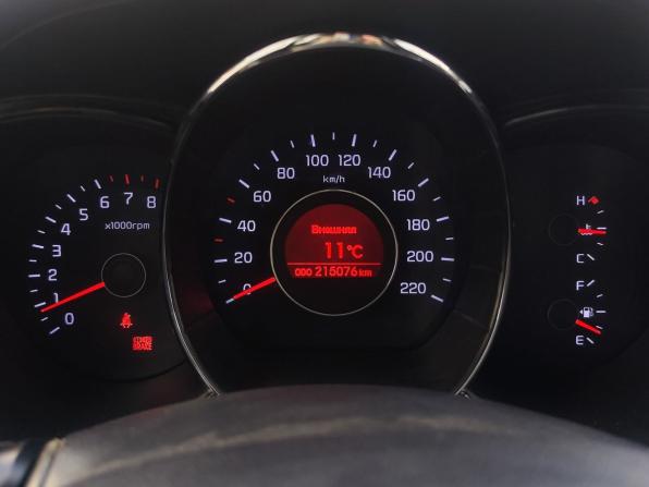 Kia Rio III с пробегом 2012 года, цена 690 000 рублей, 215018 км, седан, Автокод Объявления