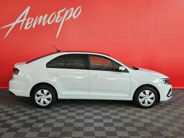 Volkswagen Polo VI с пробегом 2021 года, цена 1 489 000 рублей, 84902 км, лифтбек, Автокод Объявления