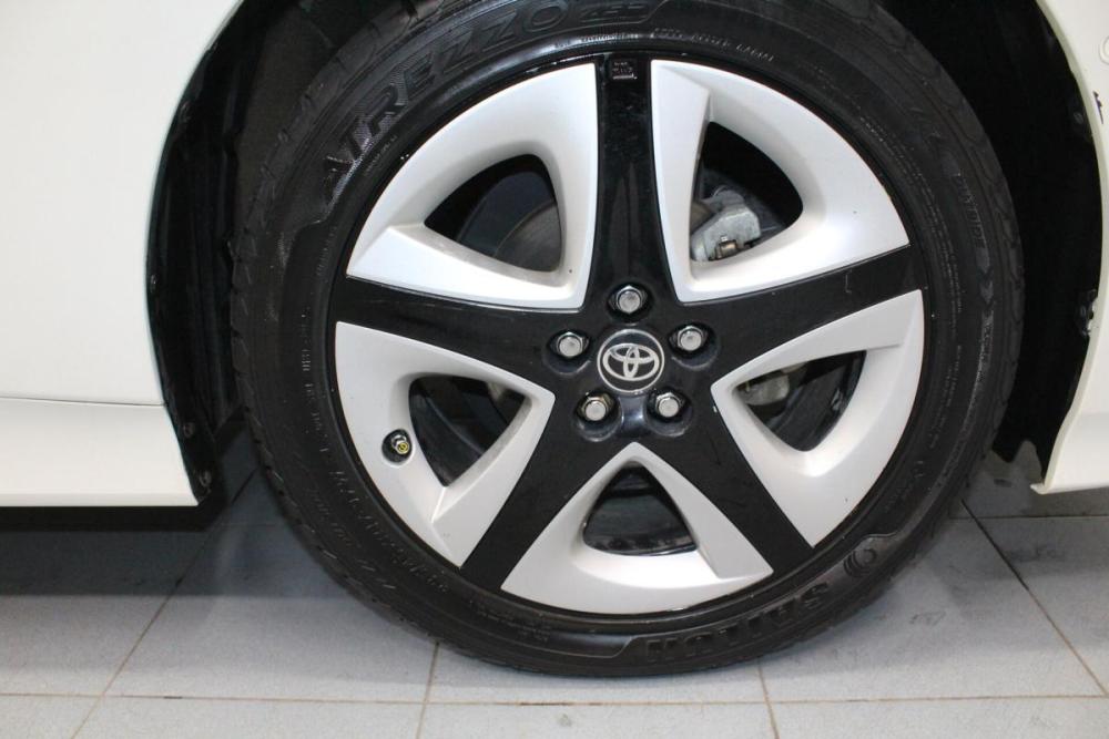 Toyota Prius IV (XW50) Кемерово  - изображение 18