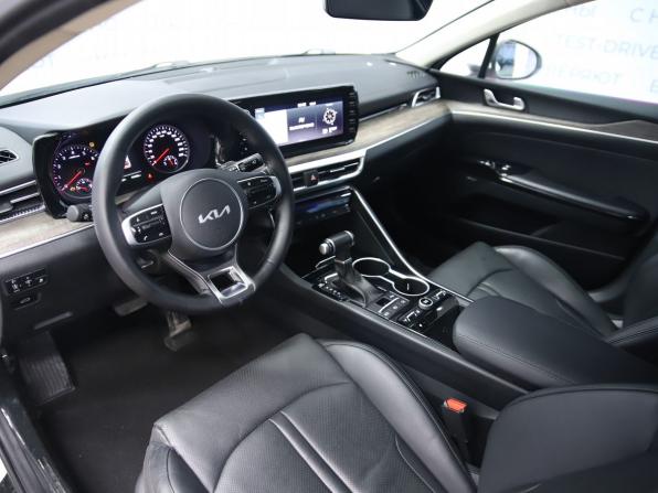 Kia K5 III с пробегом 2022 года, цена 2 390 000 рублей, 76468 км, седан, Автокод Объявления