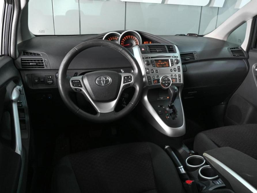 Toyota Verso I Ростов-на-Дону  - изображение 6
