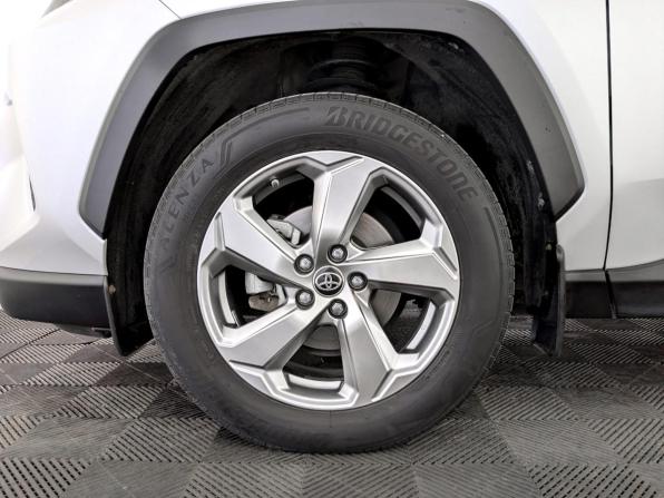 Toyota RAV4 V (XA50) с пробегом 2021 года, цена 3 210 000 рублей, 68974 км, внедорожник, Автокод Объявления