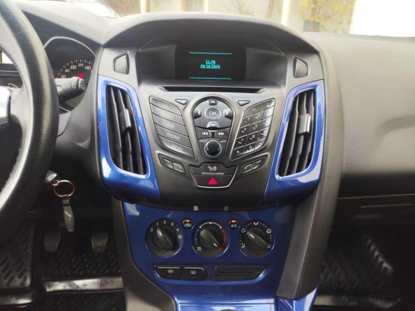 Ford Focus III с пробегом 2015 года, цена 750 000 рублей, 146364 км, универсал, Автокод Объявления