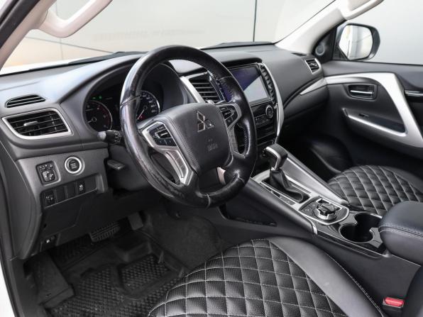 Mitsubishi Pajero Sport III с пробегом 2019 года, цена 2 898 000 рублей, 133441 км, внедорожник, Автокод Объявления