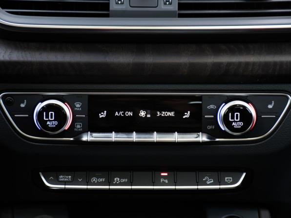 Audi Q5 II (FY) с пробегом 2017 года, цена 3 720 000 рублей, 79348 км, внедорожник, Автокод Объявления