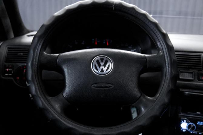 Volkswagen Golf IV с пробегом 1998 года, цена 299 000 рублей, 320998 км, хэтчбек, Автокод Объявления