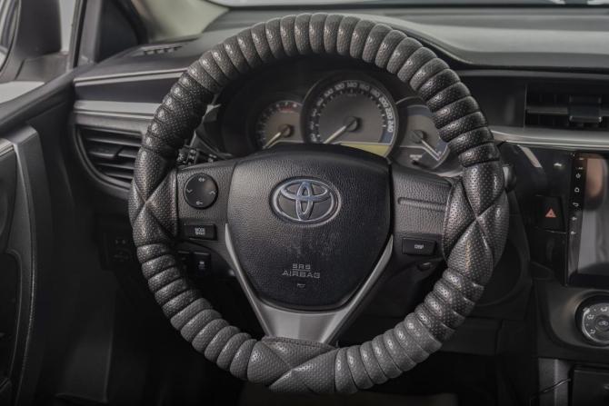 Toyota Corolla XI (E160 E170 E180) с пробегом 2014 года, цена 1 369 000 рублей, 240000 км, седан, Автокод Объявления