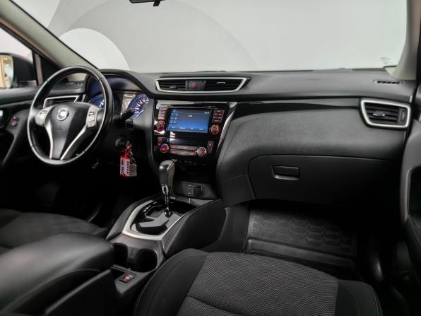 Nissan Qashqai II с пробегом 2017 года, цена 1 679 000 рублей, 105932 км, внедорожник, Автокод Объявления