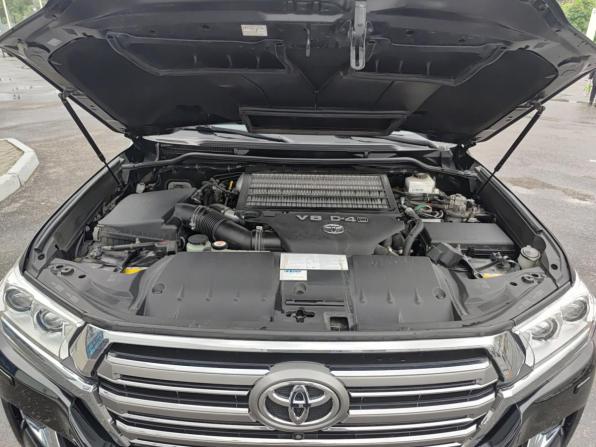 Toyota Land Cruiser 200 Series Рестайлинг 2 с пробегом 2018 года, цена 6 990 000 рублей, 215527 км, внедорожник, Автокод Объявления