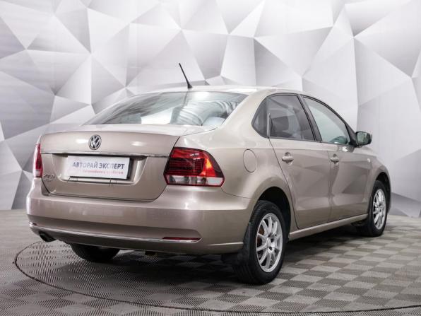 Volkswagen Polo V Рестайлинг с пробегом 2016 года, цена 925 000 рублей, 165112 км, седан, Автокод Объявления