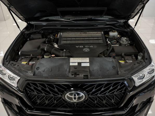 Toyota Land Cruiser 200 Series Рестайлинг 2 с пробегом 2017 года, цена 5 999 999 рублей, 229397 км, внедорожник, Автокод Объявления