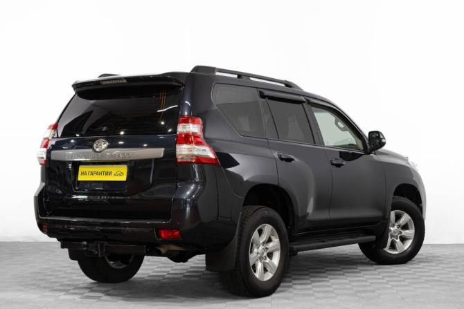 Toyota Land Cruiser Prado 150 Series Рестайлинг 1 с пробегом 2016 года, цена 3 799 000 рублей, 209000 км, внедорожник, Автокод Объявления