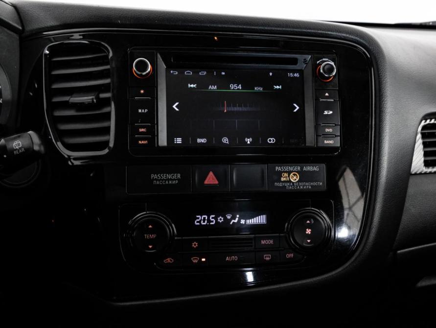 Mitsubishi Outlander III Рестайлинг 2 Санкт-Петербург  - изображение 13