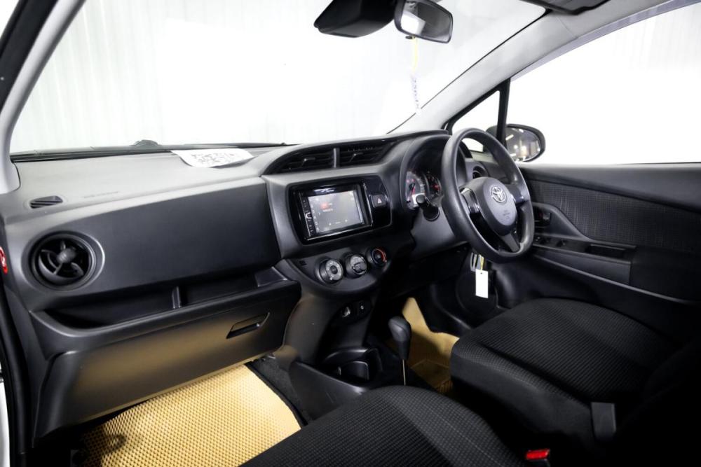 Toyota Vitz III (XP130) Рестайлинг 2 Тюмень  - изображение 17