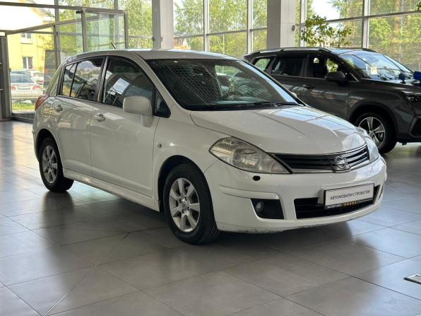 Nissan Tiida I Рестайлинг с пробегом 2013 года, цена 749 000 рублей, 180000 км, хэтчбек, Автокод Объявления