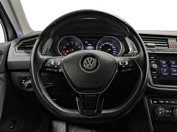 Volkswagen Tiguan II с пробегом 2020 года, цена 2 575 000 рублей, 64750 км, внедорожник, Автокод Объявления