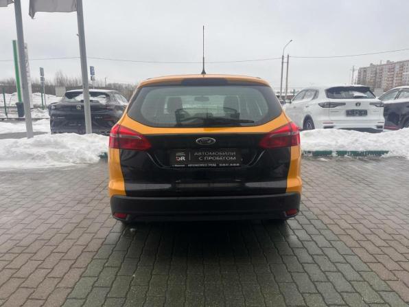 Ford Focus III с пробегом 2015 года, цена 900 000 рублей, 137261 км, универсал, Автокод Объявления