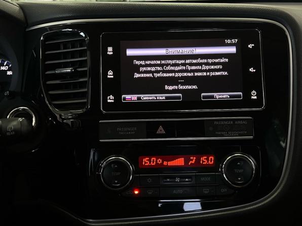 Mitsubishi Outlander III Рестайлинг 3 с пробегом 2019 года, цена 2 499 000 рублей, 120720 км, внедорожник, Автокод Объявления