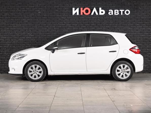 Toyota Auris I Рестайлинг с пробегом 2012 года, цена 950 000 рублей, 138535 км, хэтчбек, Автокод Объявления