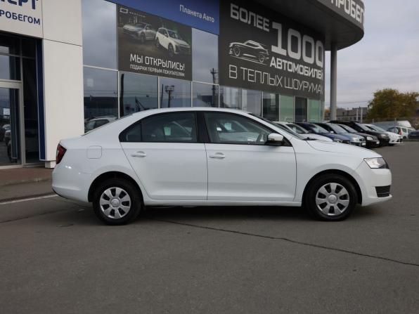 Skoda Rapid I Рестайлинг с пробегом 2018 года, цена 1 220 000 рублей, 65406 км, лифтбек, Автокод Объявления