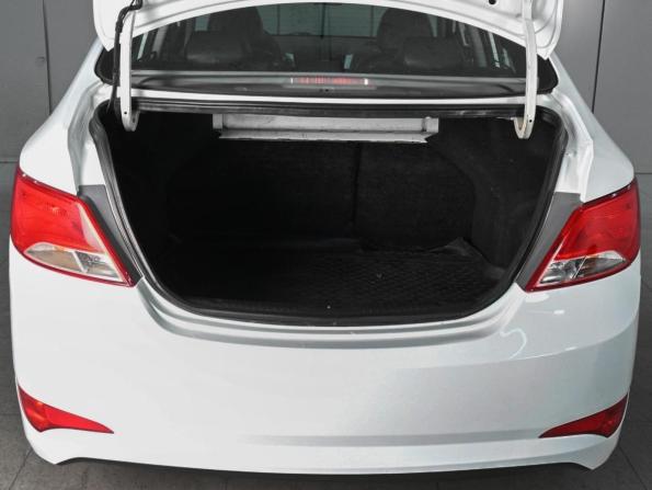 Hyundai Solaris I Рестайлинг с пробегом 2016 года, цена 1 159 000 рублей, 118204 км, седан, Автокод Объявления