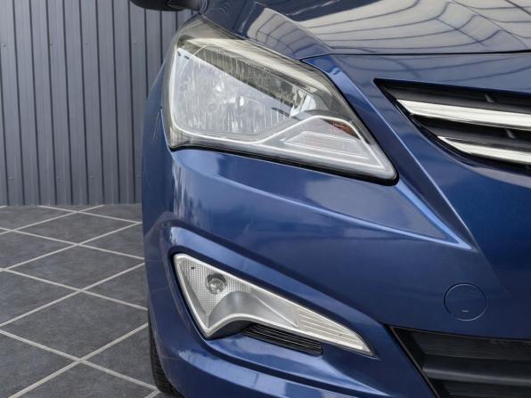 Hyundai Solaris I Рестайлинг с пробегом 2015 года, цена 947 000 рублей, 143977 км, хэтчбек, Автокод Объявления