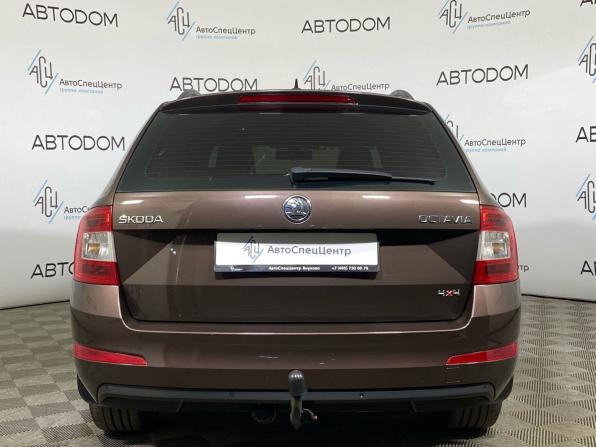 Skoda Octavia III (A7) с пробегом 2014 года, цена 919 900 рублей, 330000 км, универсал, Автокод Объявления