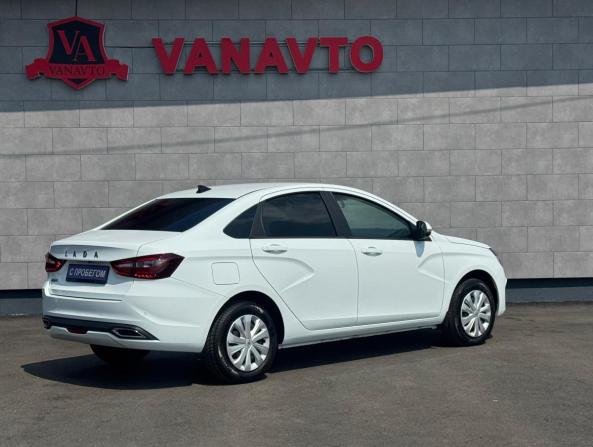 Lada (ВАЗ) Vesta I Рестайлинг (NG) с пробегом 2024 года, цена 1 370 000 рублей, 8500 км, седан, Автокод Объявления