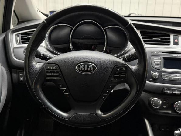 Kia Ceed II с пробегом 2013 года, цена 1 127 000 рублей, 126029 км, хэтчбек, Автокод Объявления