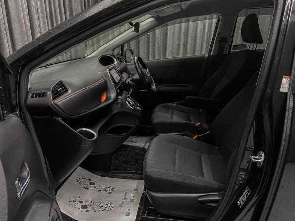 Toyota Sienta II с пробегом 2016 года, цена 1 369 000 рублей, 126000 км, минивэн, Автокод Объявления