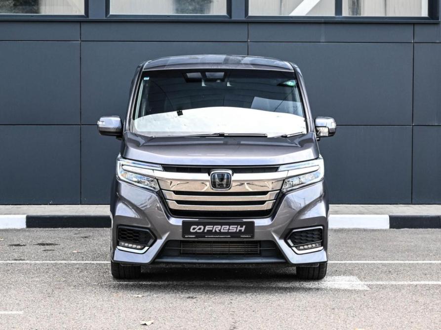 Honda Stepwgn V Рестайлинг Новороссийск  - изображение 3