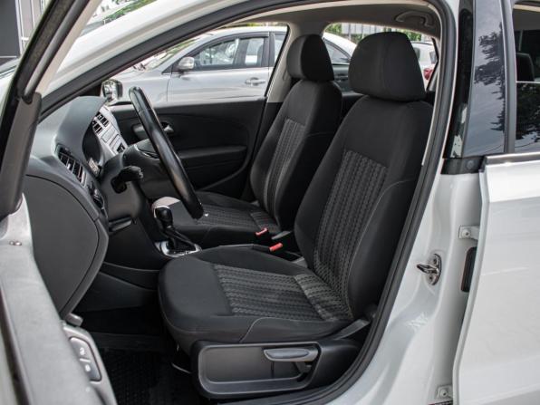 Volkswagen Polo V Рестайлинг с пробегом 2019 года, цена 1 515 000 рублей, 88382 км, седан, Автокод Объявления