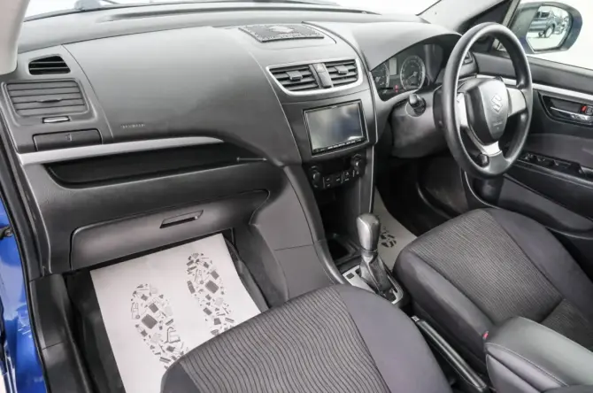 Suzuki Swift IV с пробегом 2012 года, цена 789 000 рублей, 81000 км, хэтчбек, Автокод Объявления