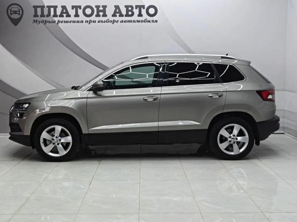 Skoda Karoq I с пробегом 2020 года, цена 2 199 000 рублей, 207000 км, внедорожник, Автокод Объявления