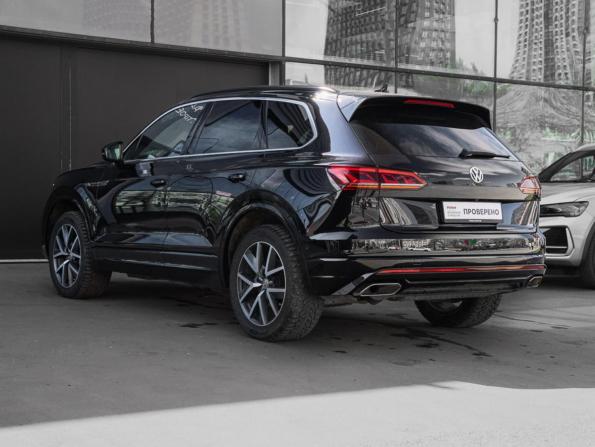 Volkswagen Touareg III с пробегом 2019 года, цена 5 400 000 рублей, 91779 км, внедорожник, Автокод Объявления