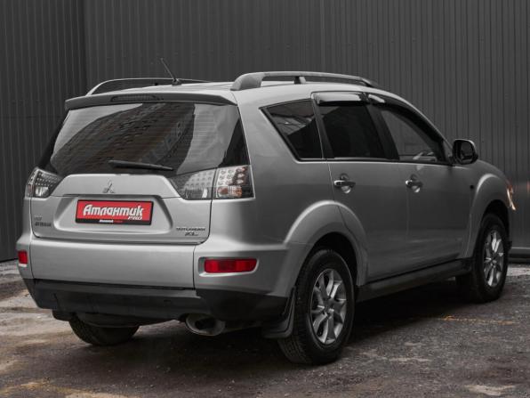 Mitsubishi Outlander II Рестайлинг с пробегом 2009 года, цена 1 080 000 рублей, 209427 км, внедорожник, Автокод Объявления