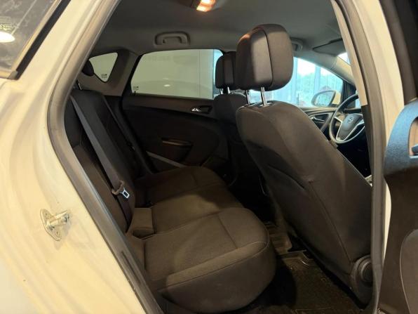 Opel Astra J Рестайлинг с пробегом 2013 года, цена 790 000 рублей, 210749 км, хэтчбек, Автокод Объявления