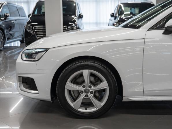 Audi A4 V (B9) Рестайлинг с пробегом 2020 года, цена 3 490 000 рублей, 75577 км, седан, Автокод Объявления
