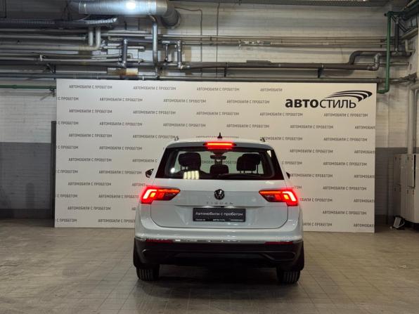 Volkswagen Tiguan II Рестайлинг с пробегом 2021 года, цена 2 249 000 рублей, 143000 км, внедорожник, Автокод Объявления