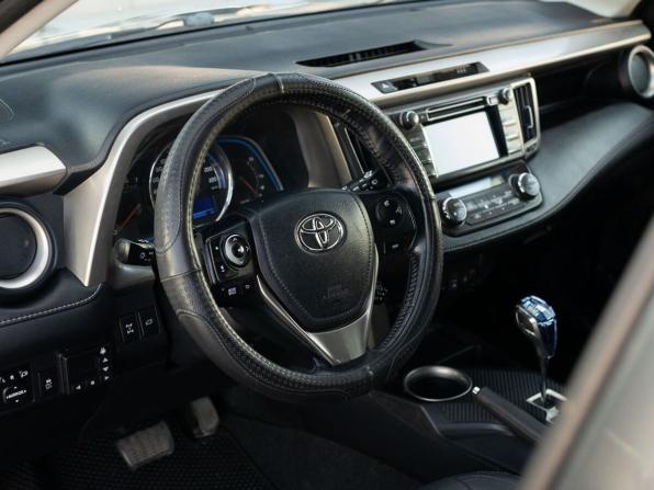 Toyota RAV4 IV (XA40) с пробегом 2014 года, цена 2 200 000 рублей, 201760 км, внедорожник, Автокод Объявления