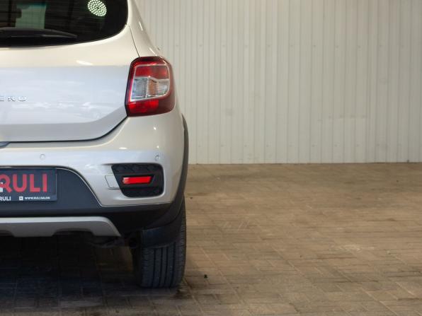 Renault Sandero II Рестайлинг с пробегом 2019 года, цена 1 245 000 рублей, 102080 км, хэтчбек, Автокод Объявления