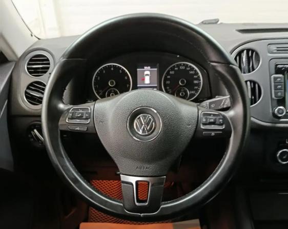 Volkswagen Tiguan I Рестайлинг с пробегом 2014 года, цена 1 345 000 рублей, 240000 км, внедорожник, Автокод Объявления