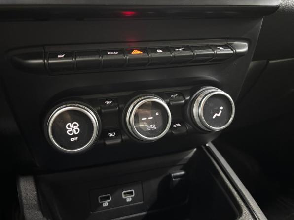 Renault Duster II с пробегом 2021 года, цена 1 870 000 рублей, 104337 км, внедорожник, Автокод Объявления
