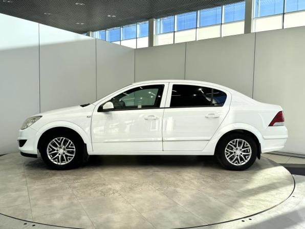 Opel Astra H Рестайлинг с пробегом 2008 года, цена 440 000 рублей, 265288 км, седан, Автокод Объявления