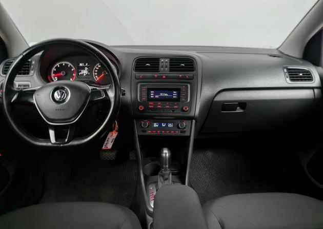 Volkswagen Polo V Рестайлинг с пробегом 2017 года, цена 1 149 000 рублей, 104988 км, седан, Автокод Объявления