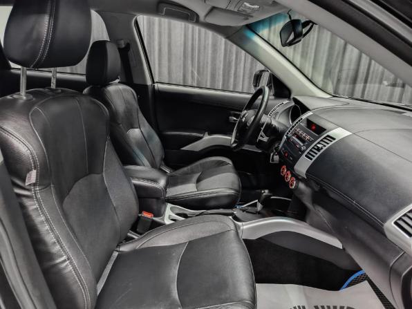 Mitsubishi Outlander II Рестайлинг с пробегом 2011 года, цена 1 199 000 рублей, 193500 км, внедорожник, Автокод Объявления