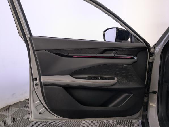 Changan UNI-V I с пробегом 2023 года, цена 2 020 000 рублей, 86774 км, лифтбек, Автокод Объявления