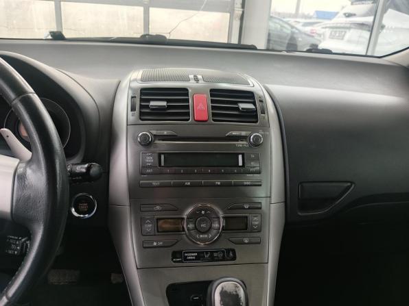 Toyota Auris I с пробегом 2008 года, цена 649 000 рублей, 195000 км, хэтчбек, Автокод Объявления